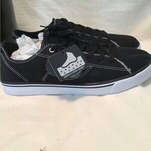 Pastry black canvas sneaker dance shoe. NWT